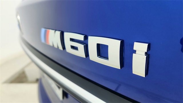 Used 2025 BMW X7 M60i image 18