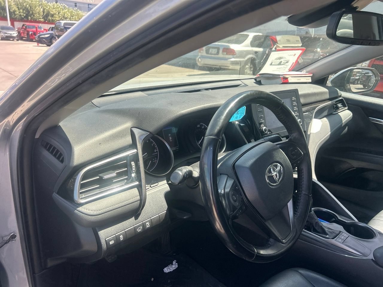 Used 2022 Toyota Camry SE w/ Convenience Package FWD image 6