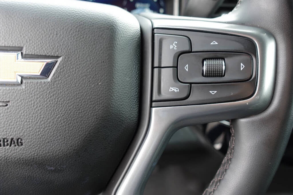 Used 2023 Chevrolet Silverado 1500 LT AWD/4WD image 49