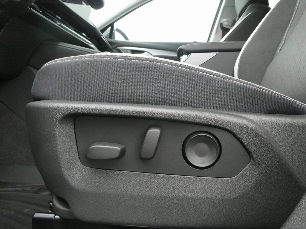 New 2026 Buick Envision Sport Touring AWD/4WD image 7