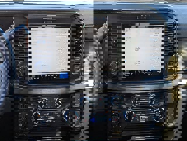 New 2026 Ford F250 Lariat w/ Black Appearance Package image 52