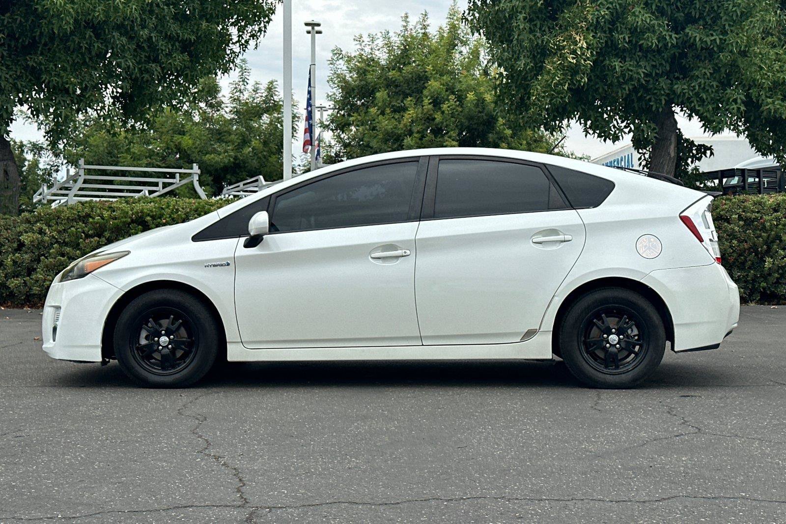 Used 2010 Toyota Prius Two FWD image 6