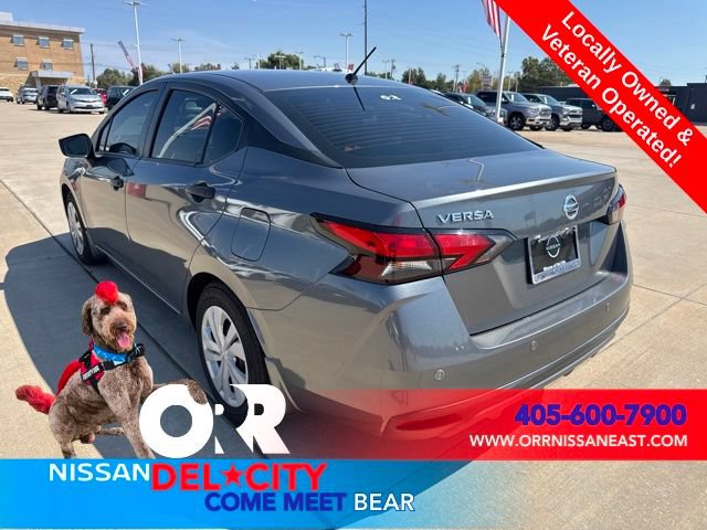 Used 2021 Nissan Versa S FWD image 3