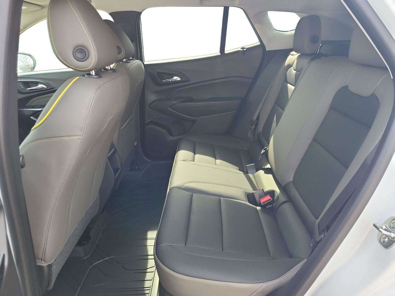 New 2026 Chevrolet Trax ACTIV w/ Driver Confidence Package FWD image 19