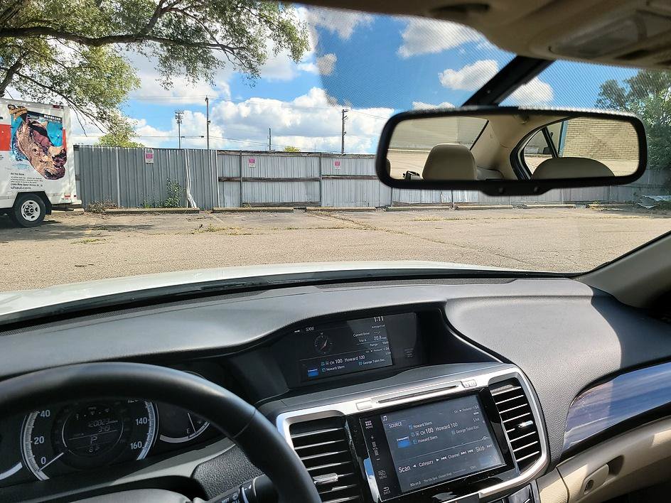 Used 2017 Honda Accord EX-L image 25