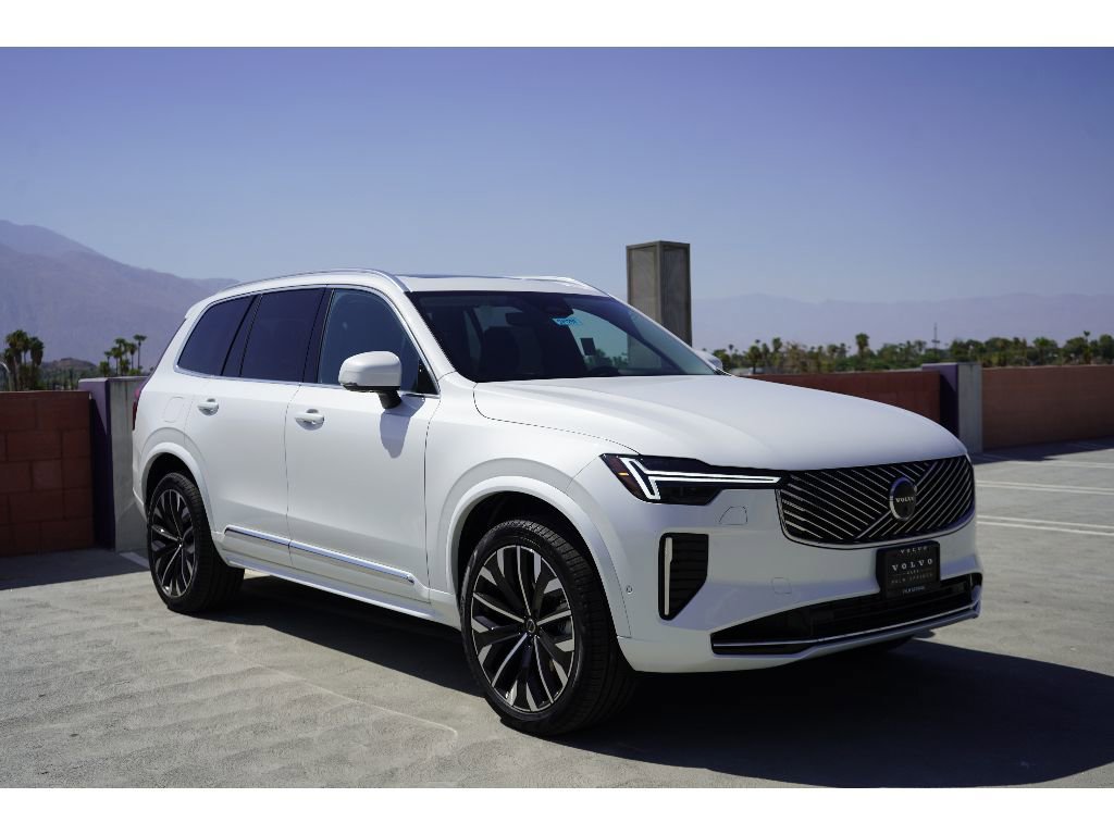 New 2025 Volvo XC90 T8 Ultra w/ Protection Package Premier