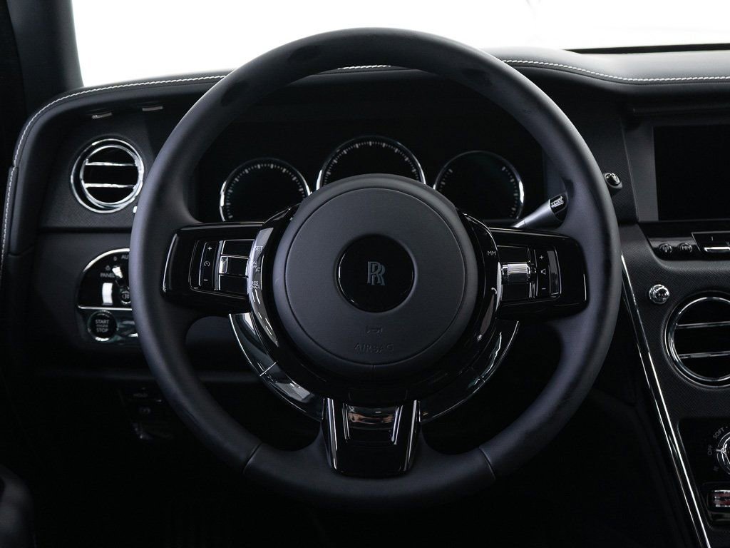 Certified 2024 Rolls-Royce Cullinan image 36