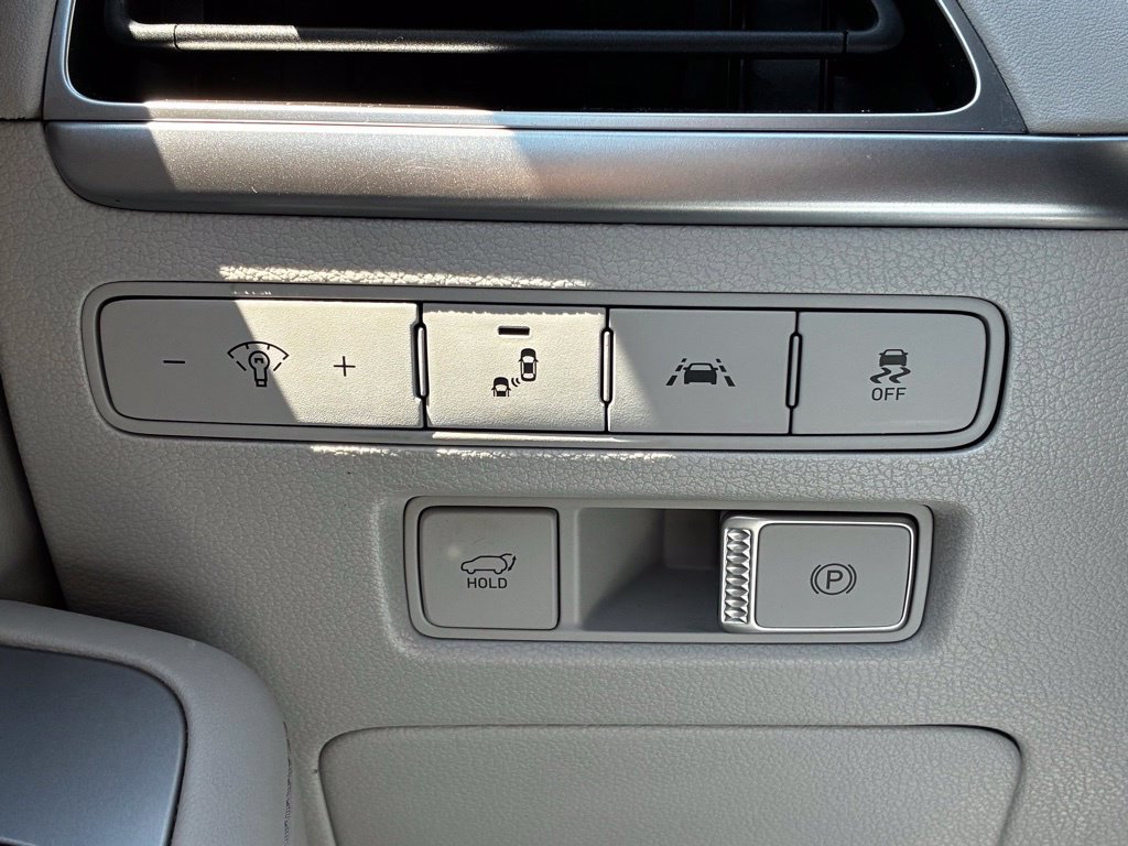 Used 2021 Hyundai Palisade SEL w/ Premium Package AWD/4WD image 19