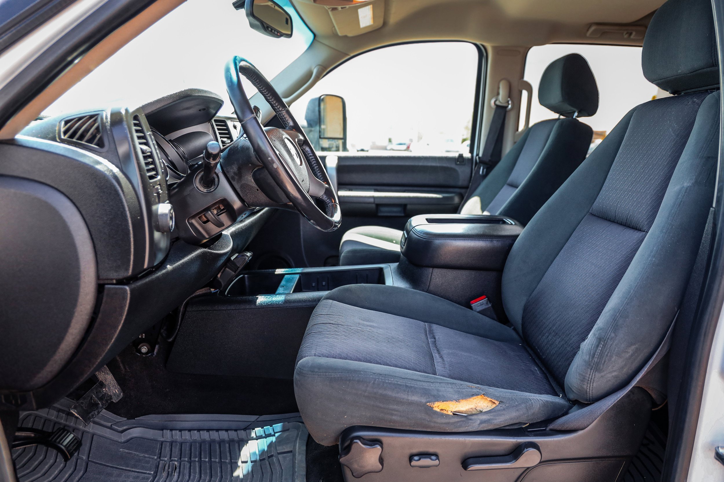 Used 2008 Chevrolet Silverado 2500 LT w/ 2LT Convenience Package AWD/4WD image 11