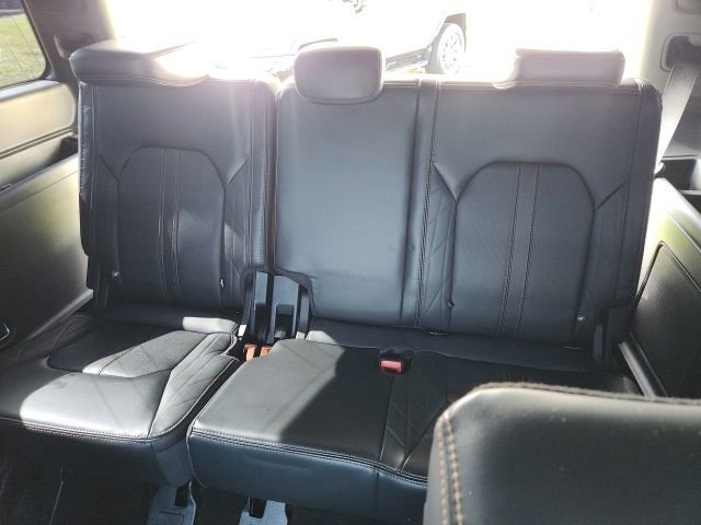 Used 2022 Ford Expedition Platinum image 24
