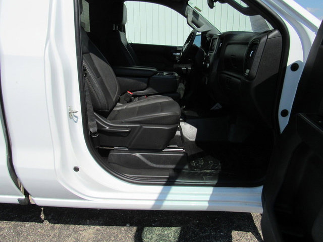 Used 2022 Chevrolet Silverado 1500 W/T w/ WT Value Package AWD/4WD image 12