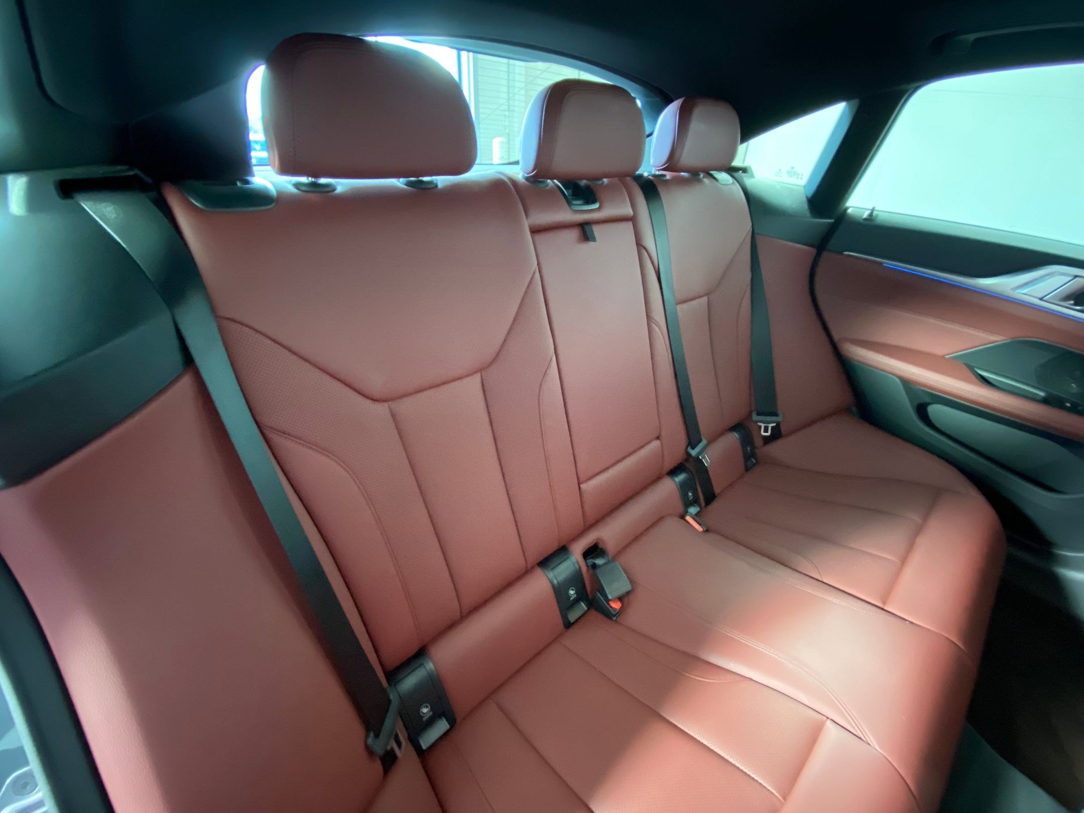 Used 2023 BMW 530i w/ Executive Package image 31