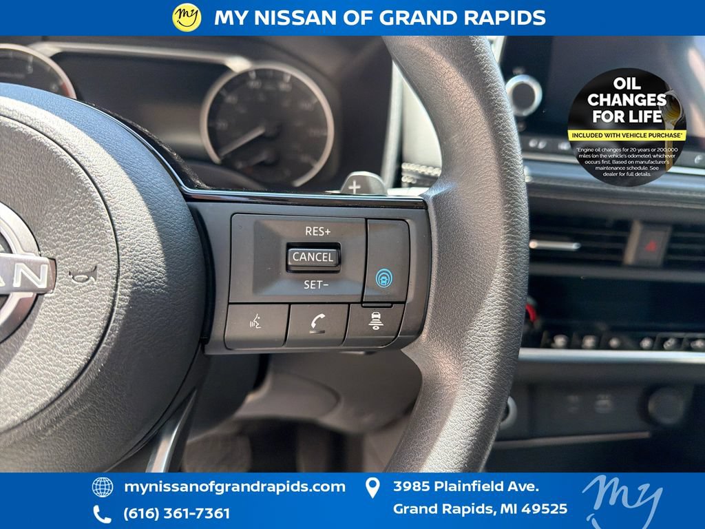 Used 2023 Nissan Rogue SV AWD/4WD image 18
