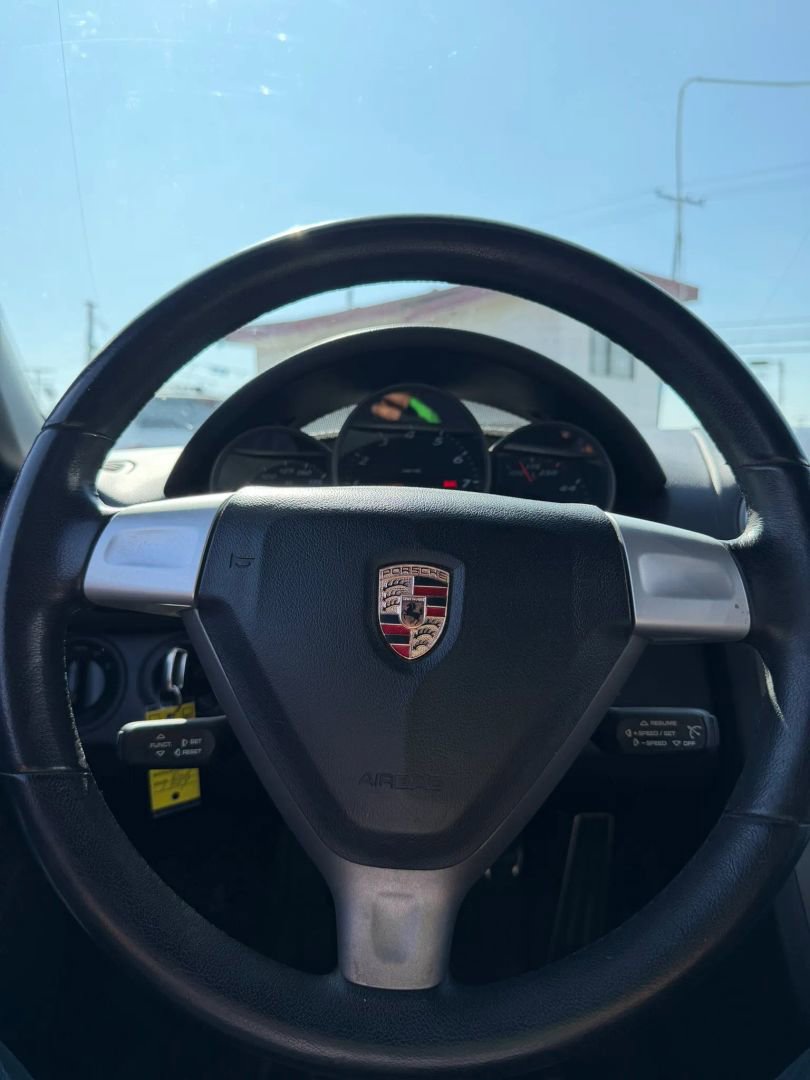 Used 2005 Porsche Boxster RWD image 16