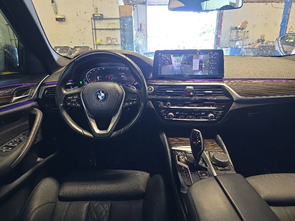 Used 2021 BMW 540i w/ Convenience Package RWD image 4