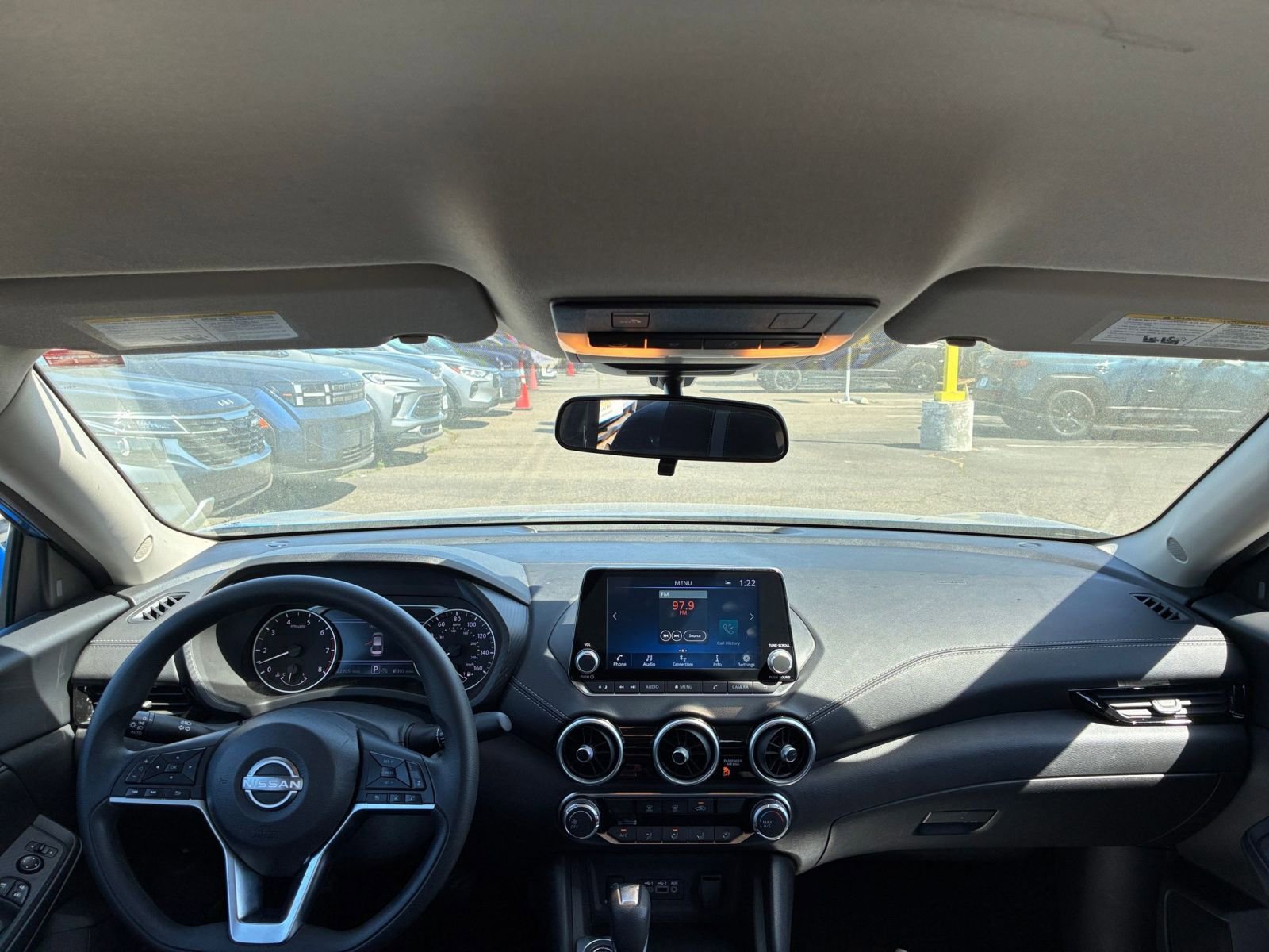 Used 2025 Nissan Sentra SV image 31