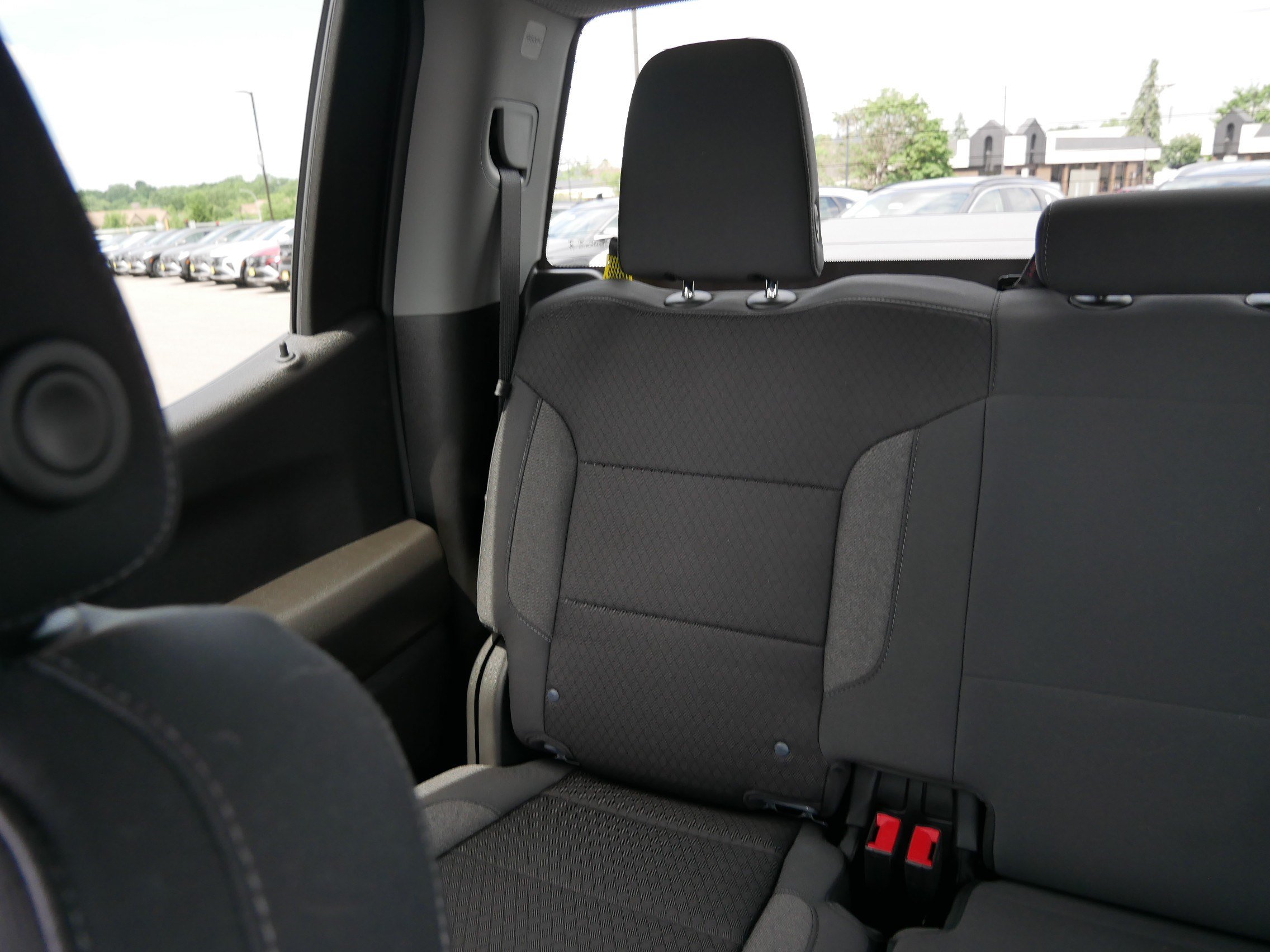 Used 2024 Chevrolet Silverado 1500 Custom Trail Boss w/ Turbomax Blackout Package AWD/4WD image 12