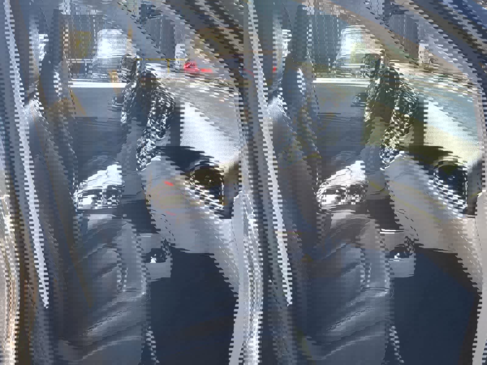 Used 2019 Chrysler Pacifica Touring-L image 25