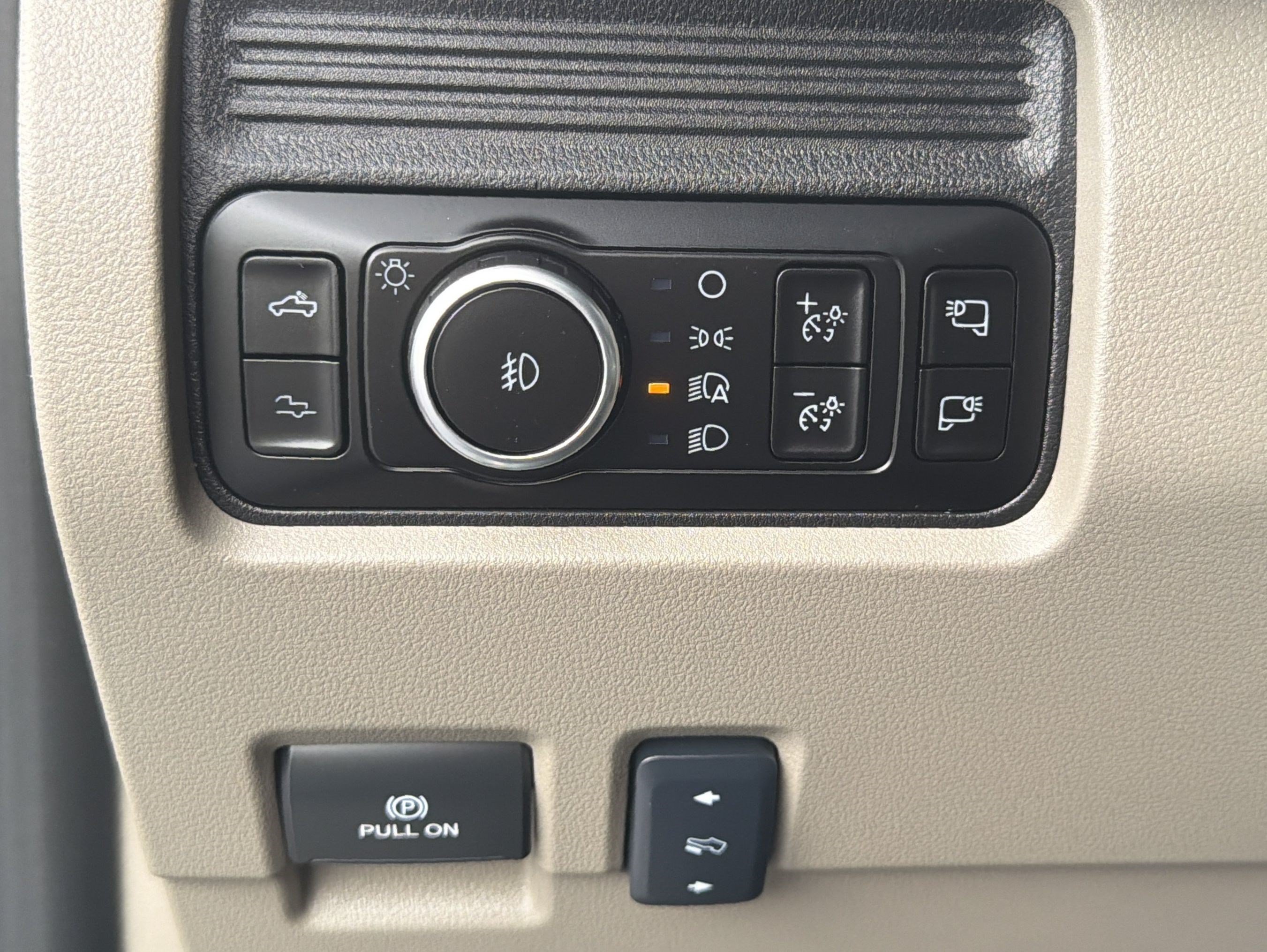 Used 2026 Ford F450 Platinum w/ Platinum Plus Package AWD/4WD image 30