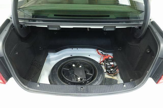 Used 2015 Mercedes-Benz E 350 Sedan image 32