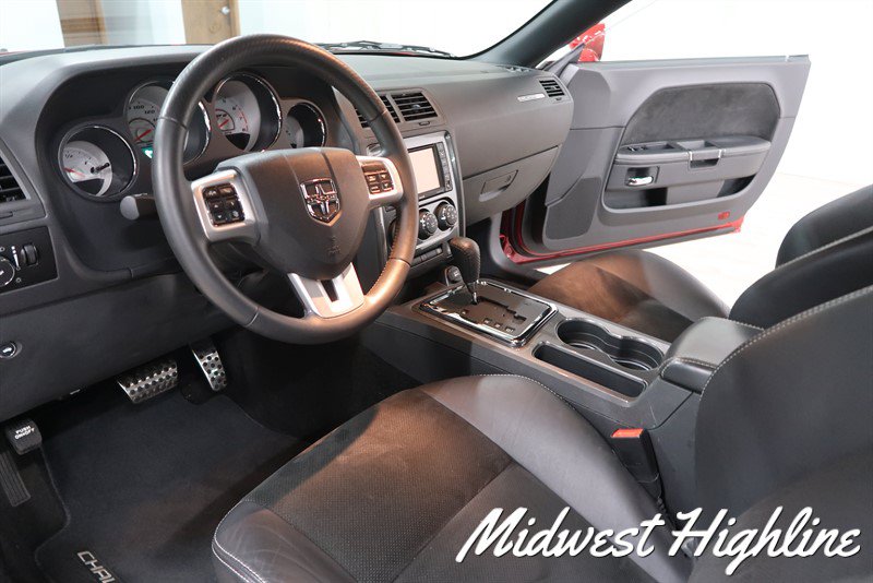 Used 2011 Dodge Challenger SRT8 RWD image 32