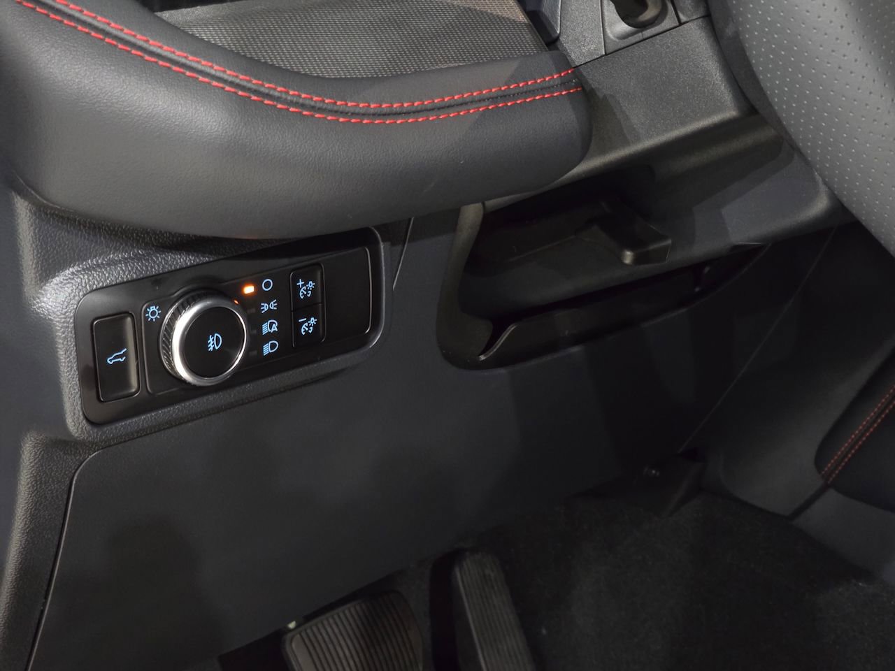 New 2026 Ford Explorer ST image 20