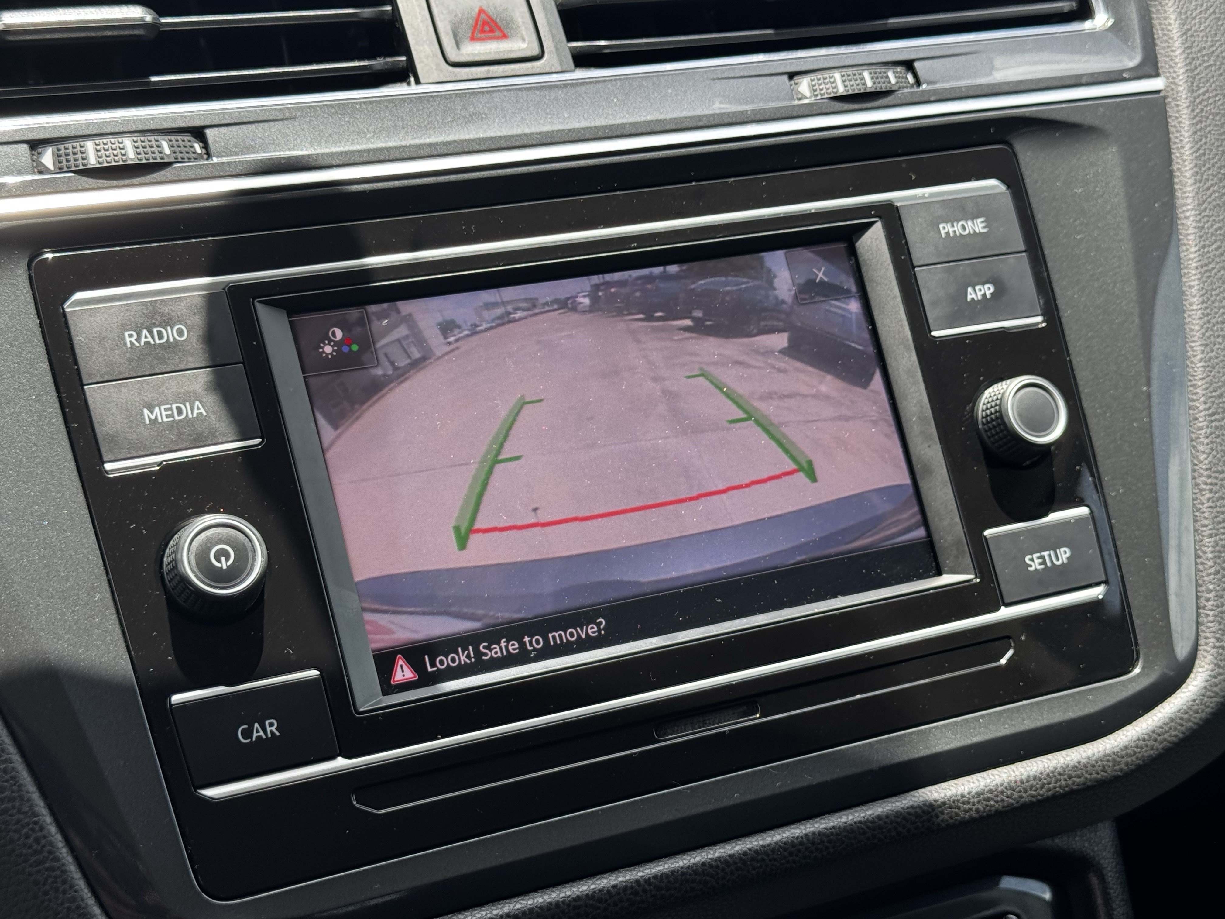 Used 2019 Volkswagen Tiguan S FWD image 19