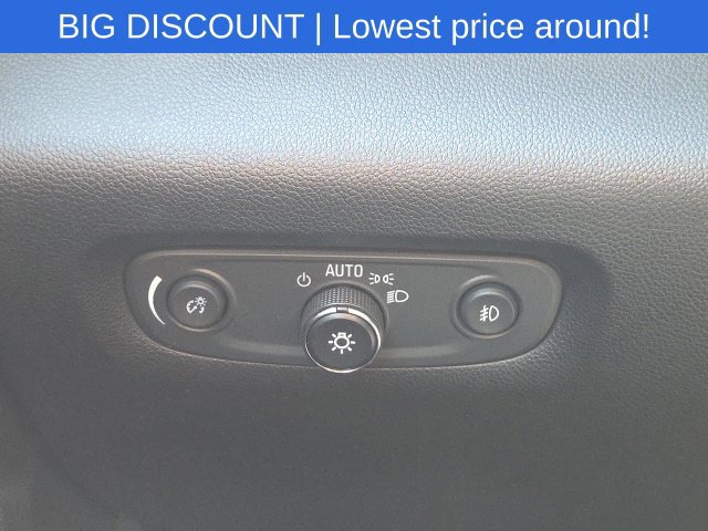 Used 2020 Chevrolet Traverse RS w/ LPO, Floor Liner Package FWD image 30
