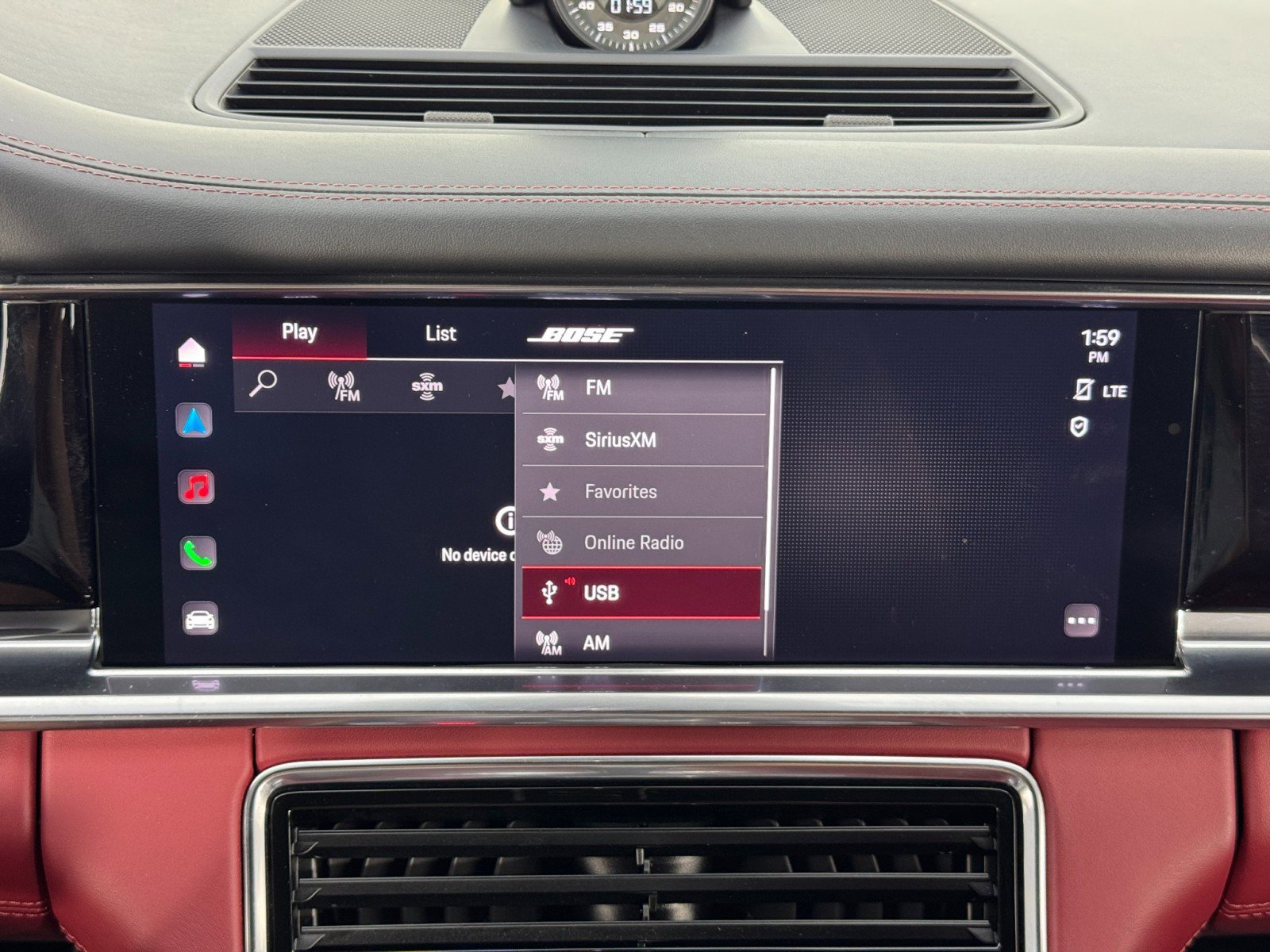 Used 2022 Porsche Panamera 4 w/ Premium Package AWD/4WD image 29