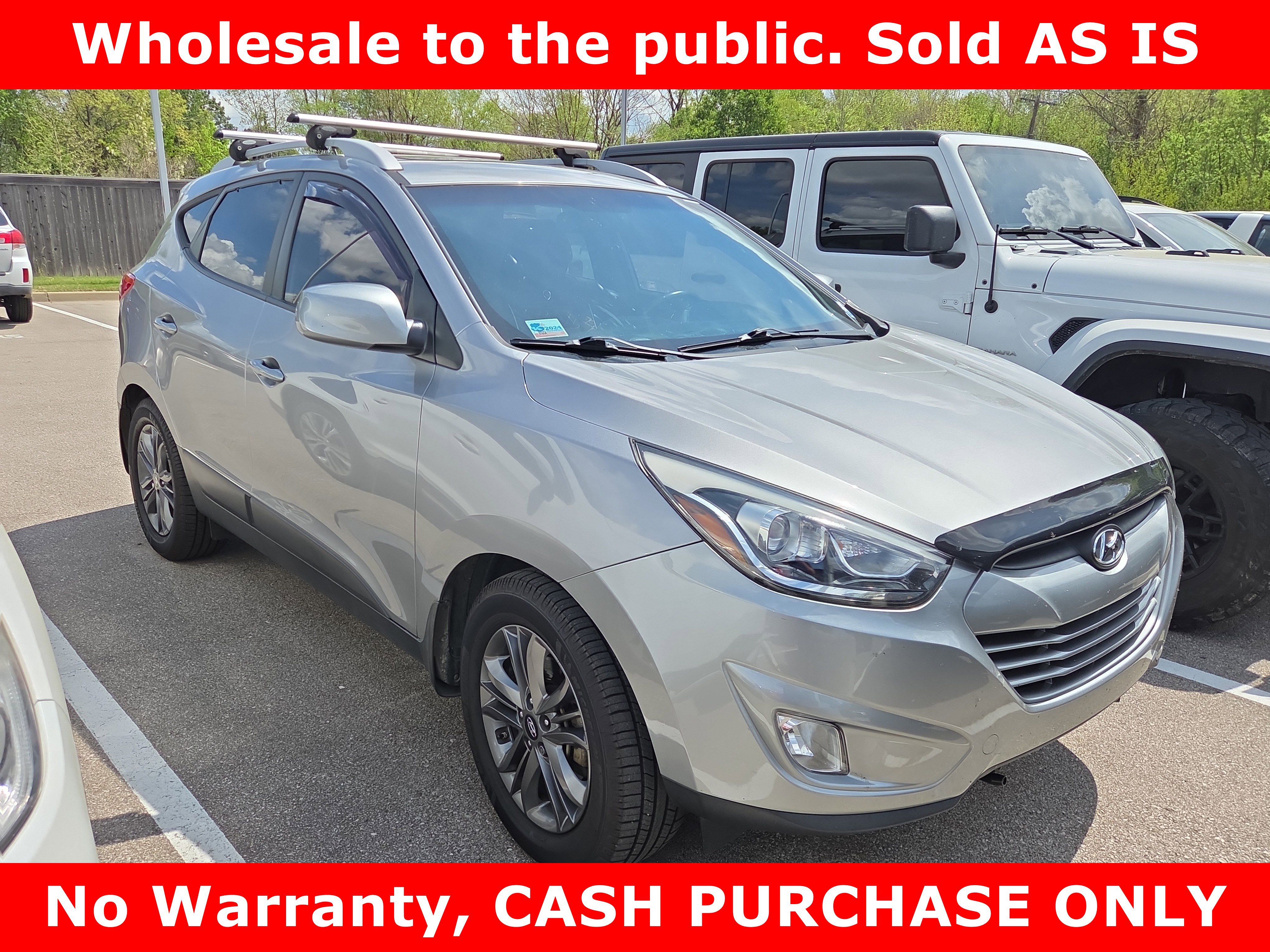 Used 2015 Hyundai Tucson SE image 1
