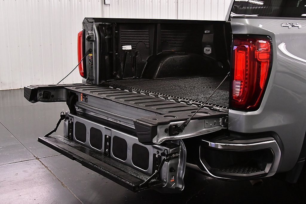 Used 2024 GMC Sierra 1500 SLT image 15