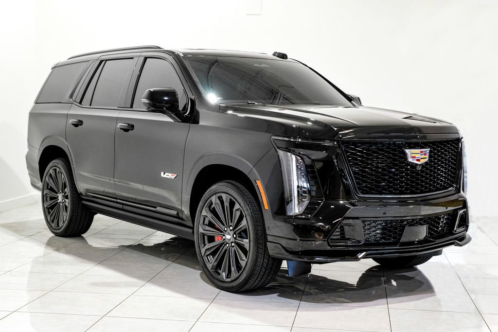 Used 2025 Cadillac Escalade V image 5