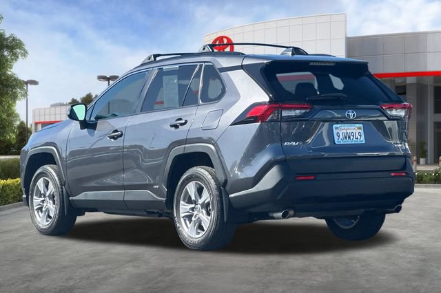 Certified 2024 Toyota RAV4 LE AWD/4WD image 7
