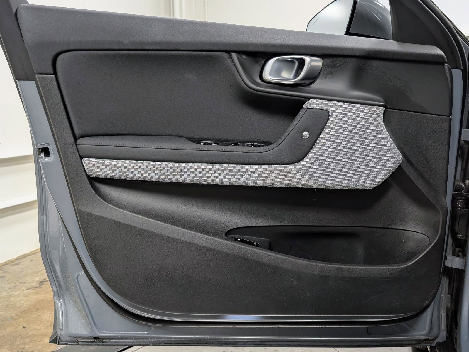 Used 2023 Polestar Polestar 2 Plus w/ Pilot Pack image 12