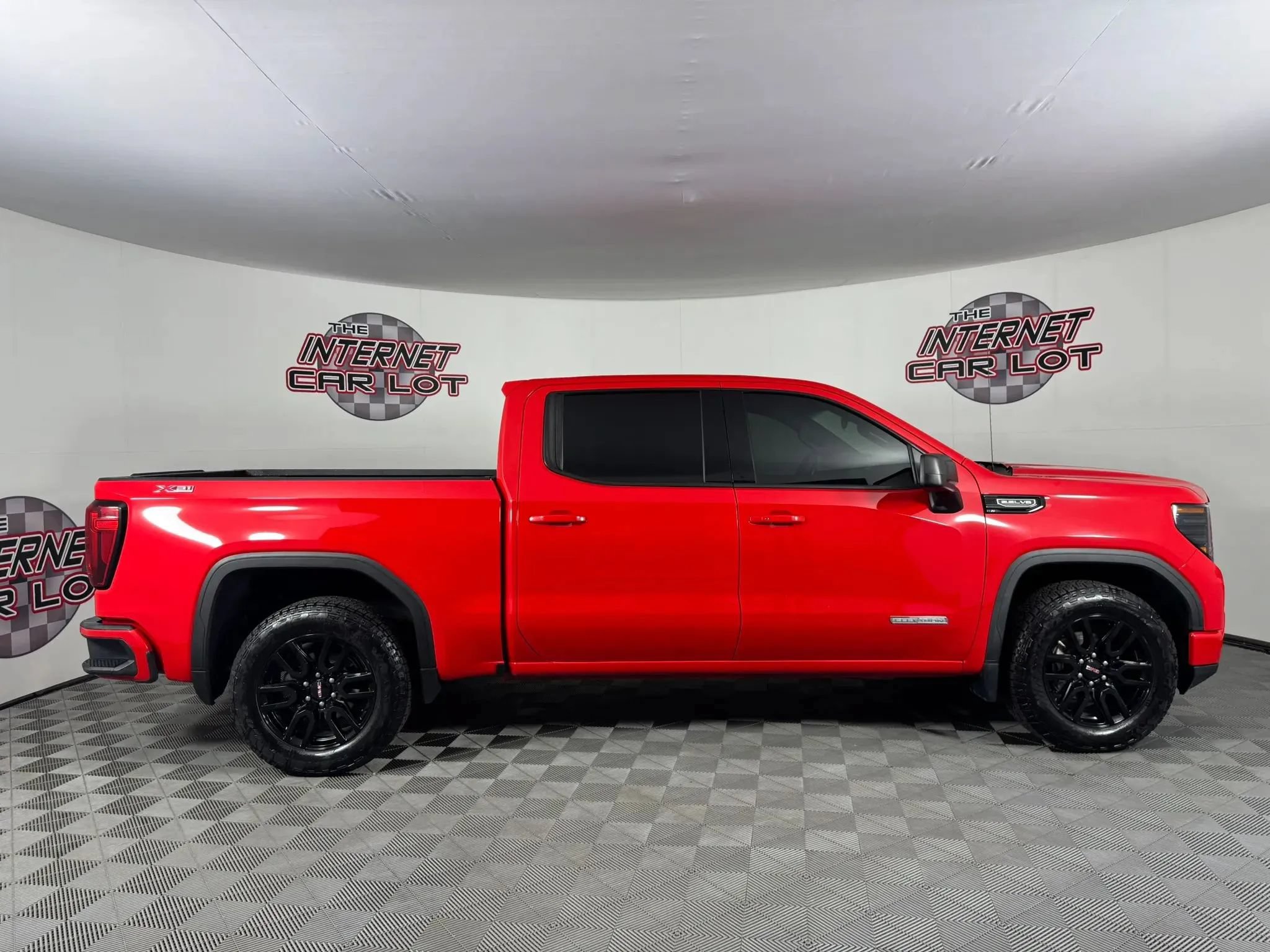Used 2022 GMC Sierra 1500 Elevation AWD/4WD image 8