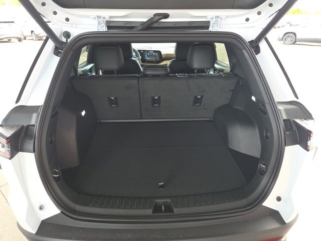 New 2026 Chevrolet Equinox ACTIV image 8