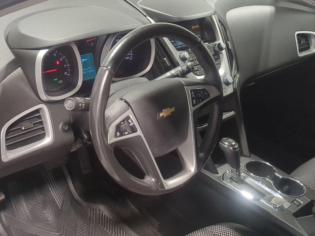 Used 2017 Chevrolet Equinox LT w/ Convenience Package AWD/4WD image 12