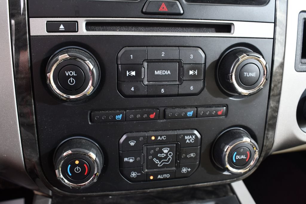 Used 2015 Ford Expedition Limited AWD/4WD image 30