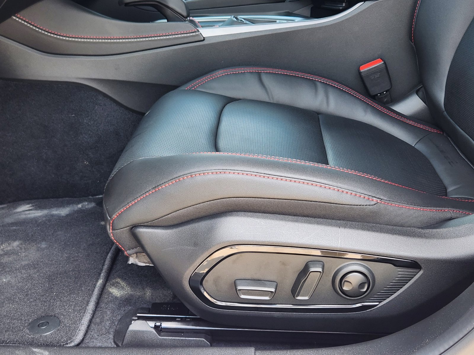 New 2026 Dodge Charger R/T AWD/4WD image 21