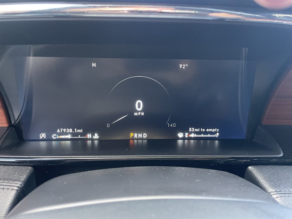 Used 2019 Lincoln Navigator L Select AWD/4WD image 27