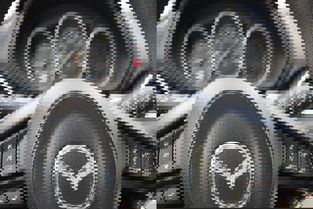 Used 2017 MAZDA CX-5 Sport image 33