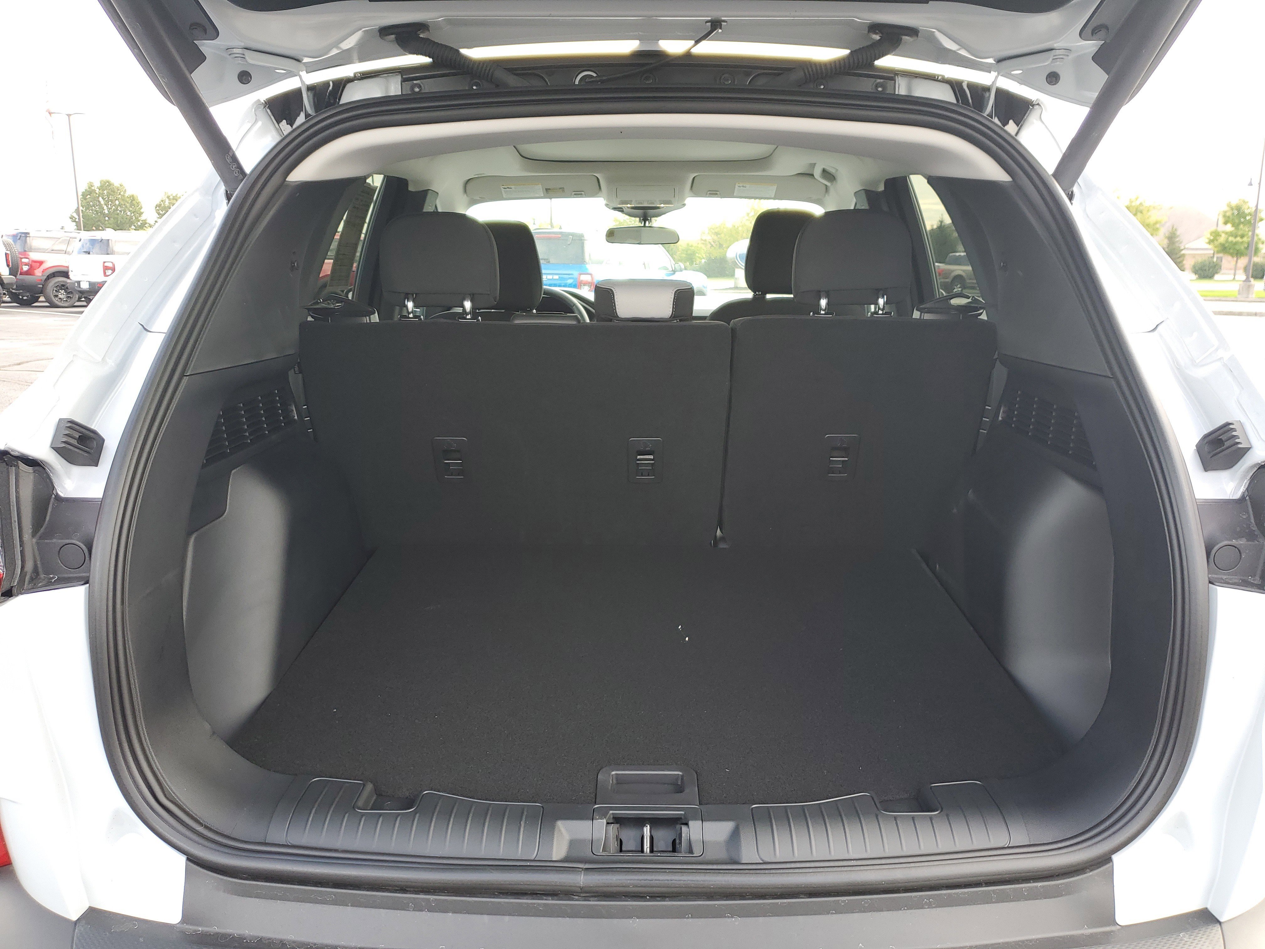 Certified 2026 Ford Escape Active w/ Cold Weather Package image 7