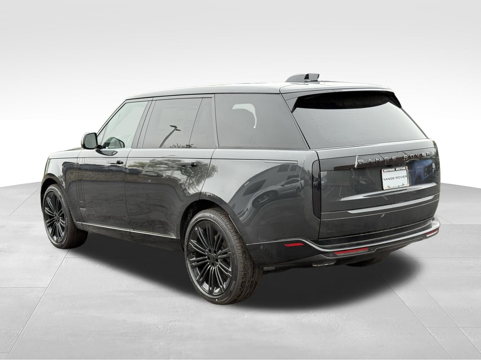 New 2026 Land Rover Range Rover Long Wheelbase SE AWD/4WD image 3