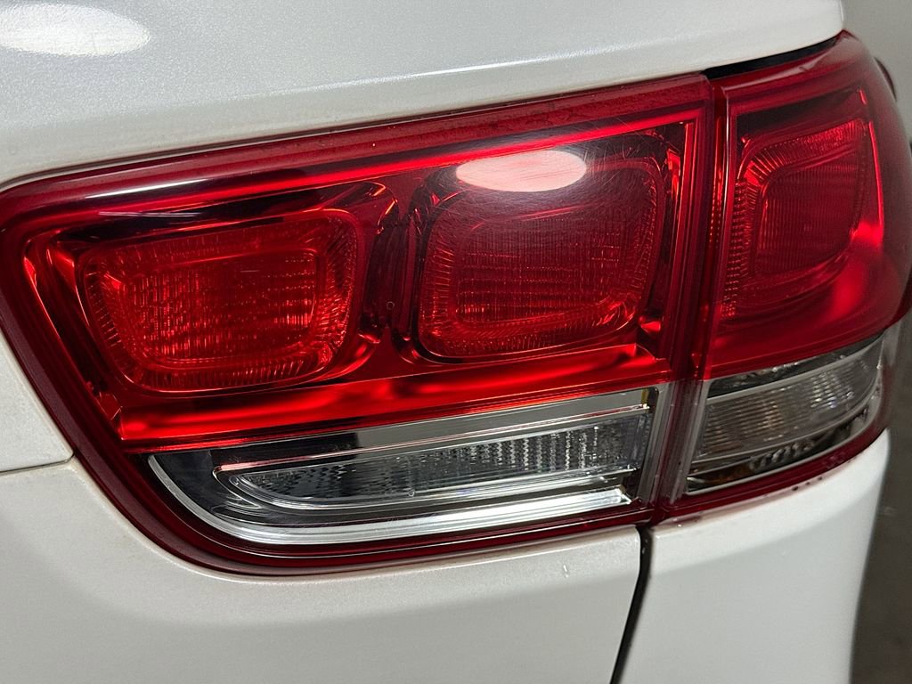 Used 2017 Kia Sorento LX w/ LX Convenience Package image 30