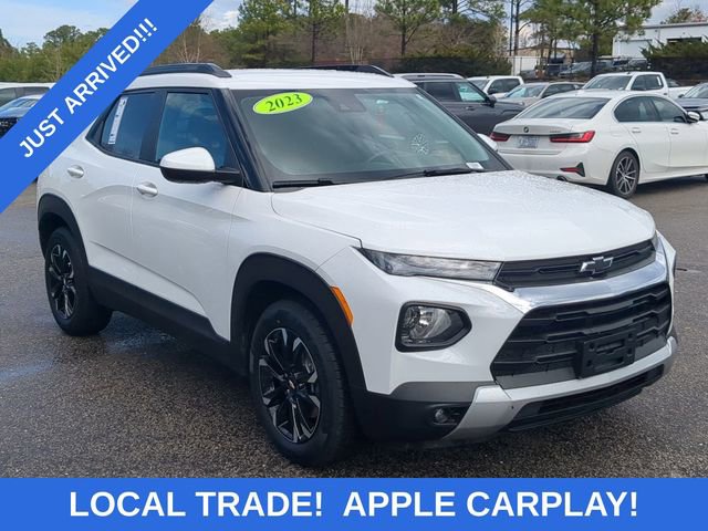 Used 2023 Chevrolet TrailBlazer LT w/ Driver Confidence Package image 2