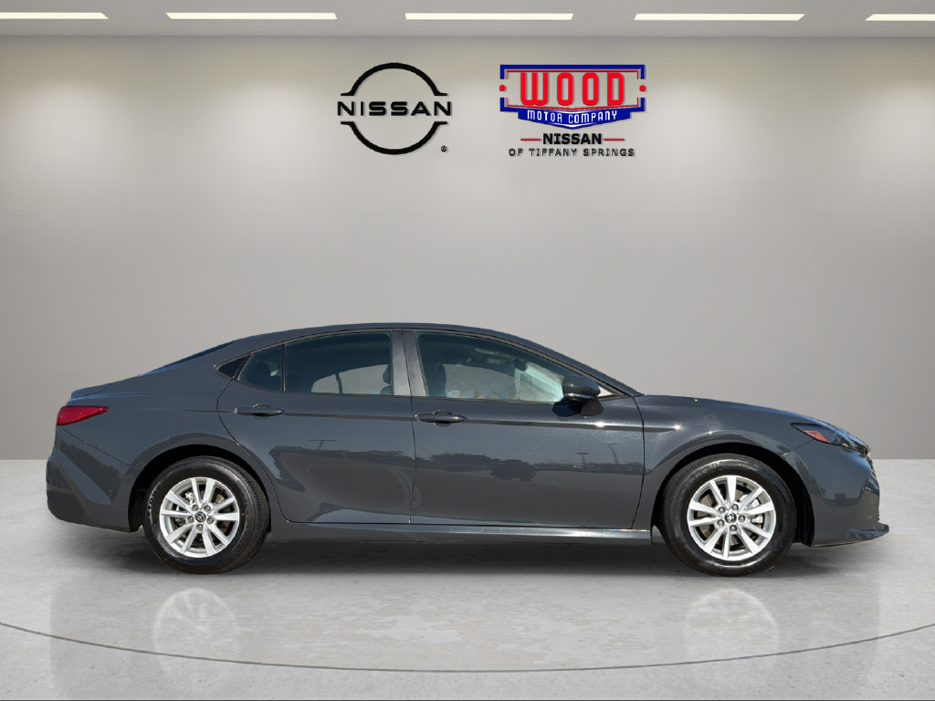 Used 2026 Toyota Camry LE FWD image 2