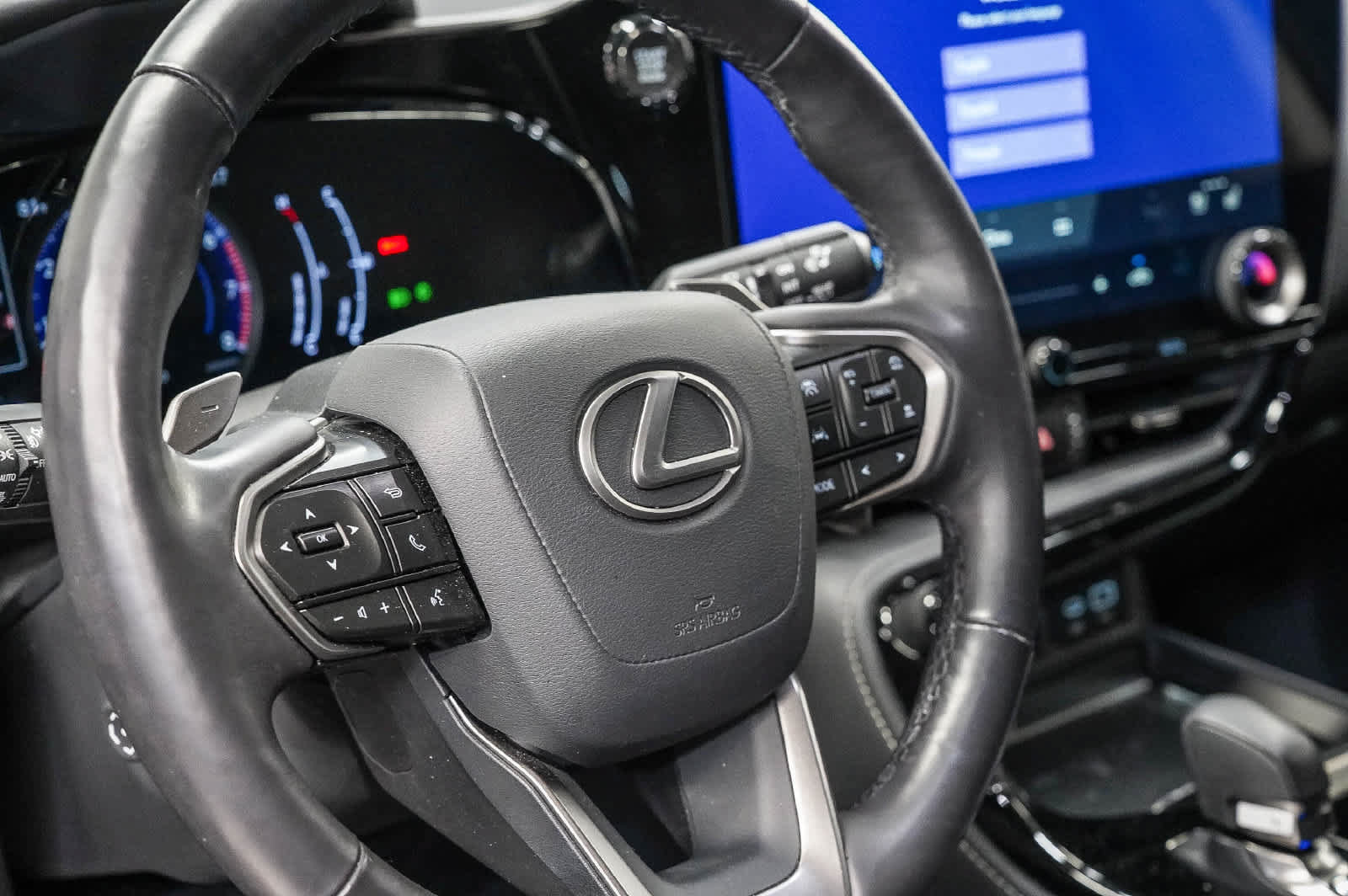 Used 2025 Lexus NX 350 AWD w/ Cold Area Package image 21