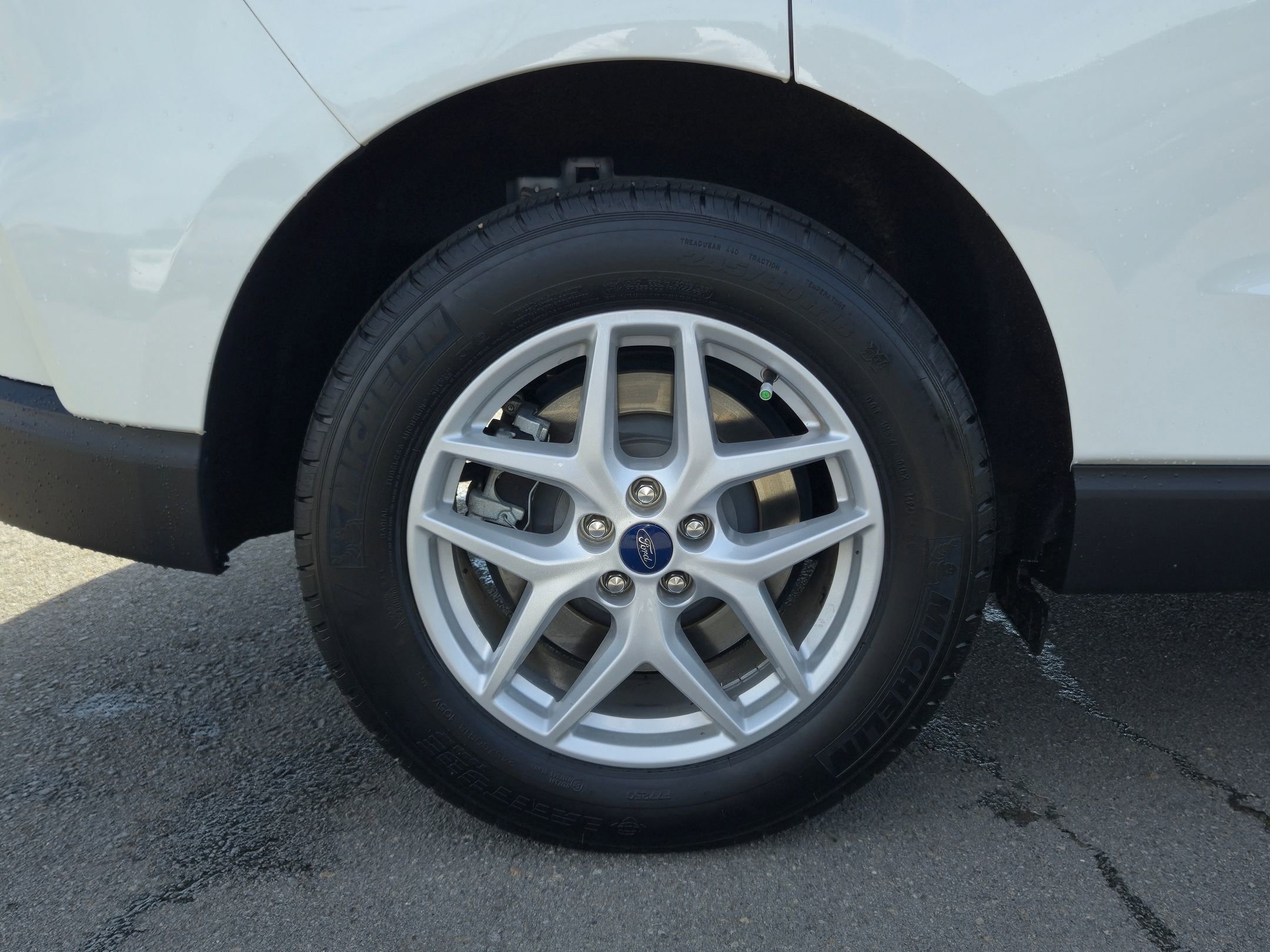 Used 2022 Ford Edge SEL w/ Convenience Package image 17