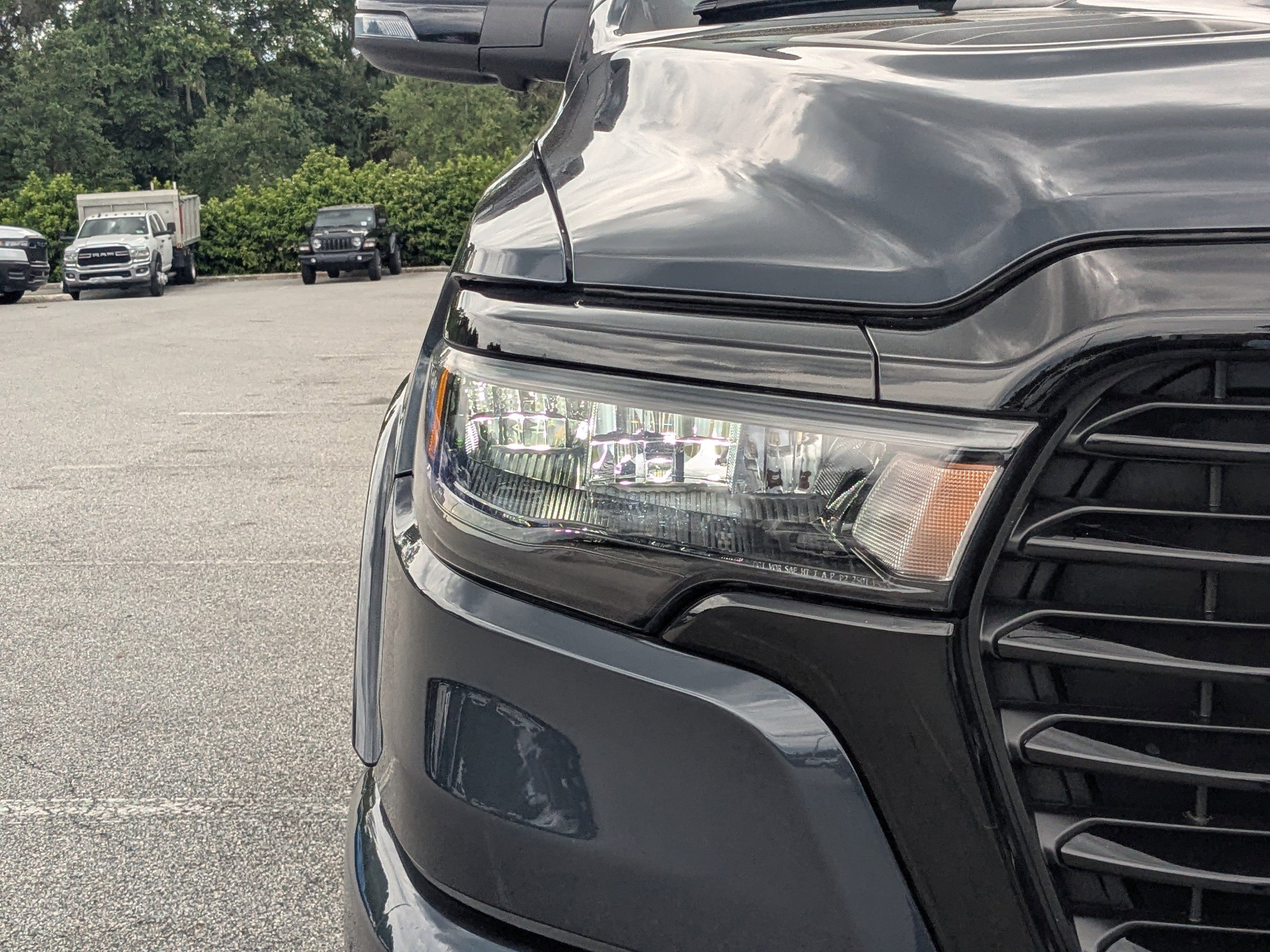New 2026 RAM 1500 Laramie w/ Night Edition AWD/4WD image 9