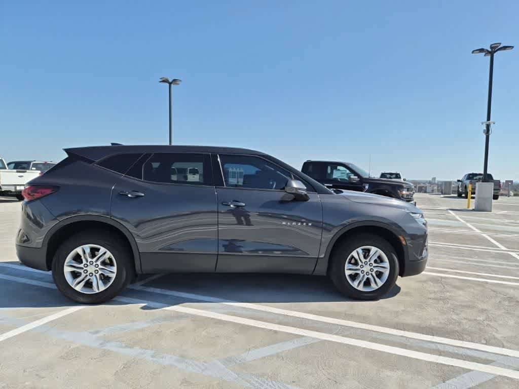 Used 2022 Chevrolet Blazer LT w/ LPO, Cargo Package FWD image 6